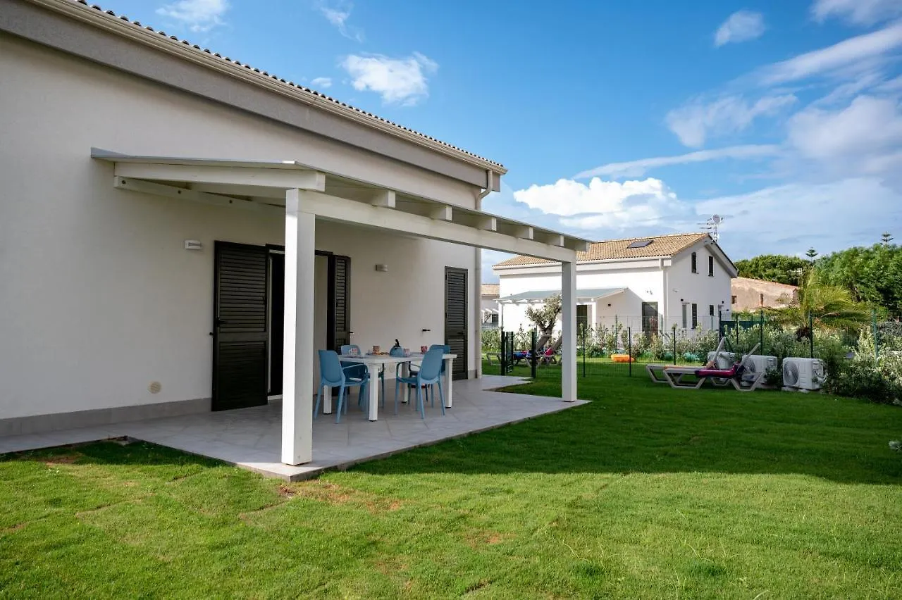Residence Salinelle Beach Villa Vulcano 4 Lascari